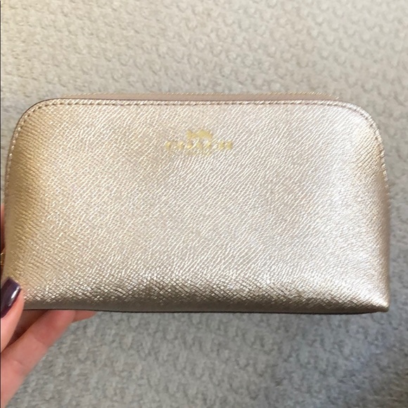 Coach makeup bag - Picture 1 of 1